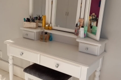 white dressing table 3m and trinkets R4800